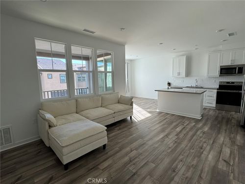 303-12962 Lassen Dr, Eastvale, CA, 92880 | Card Image