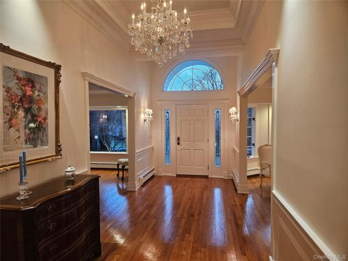 1 Northwood Ct, Woodbury, NY, 11797-1405 | Card Image