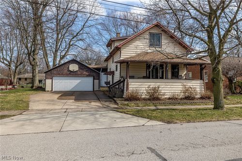 145 Pearl St, Amherst, OH, 44001-1609 | Card Image