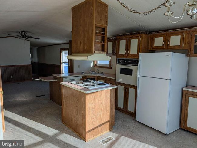 41 S Elmer Ave, House other with 3 bedrooms, 2 bathrooms and null parking in HALIFAX PA | Image 6