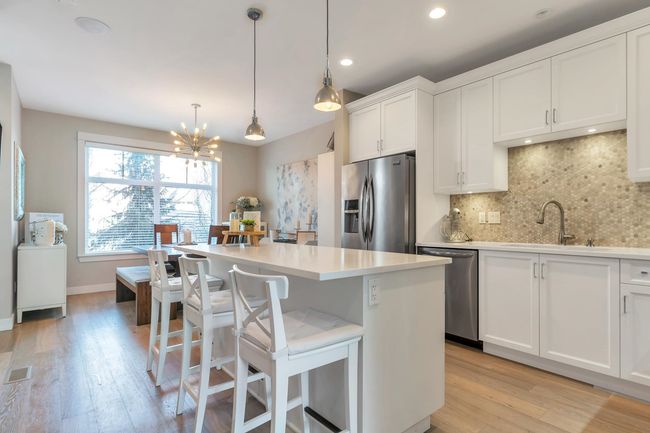 14 - 3303 Rosemary Heights Cres, Townhouse with 3 bedrooms, 3 bathrooms and 4 parking in Surrey BC | Image 8