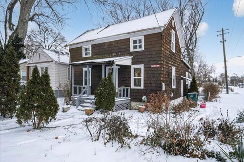 239 S Francis Ave, Lansing, MI, 48912-4027 | Card Image