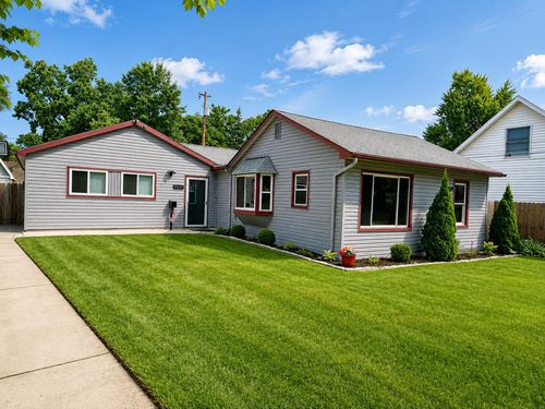 36852 Chase St, Romulus, MI, 48174-3903 | Card Image