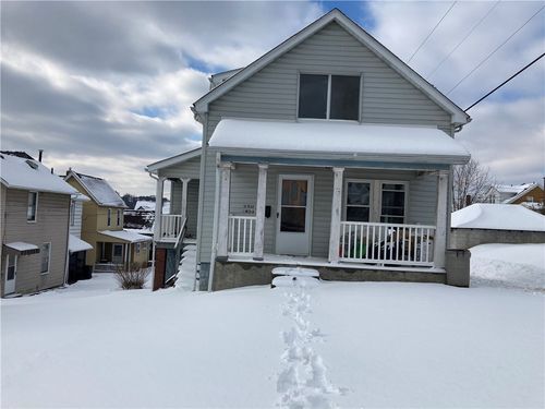 36 Lincoln Ave, Irwin, PA, 15642-3482 | Card Image