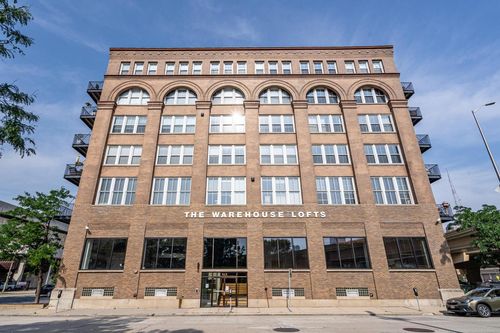 250-413 N 2nd St, Milwaukee, WI, 53203-3111 | Card Image
