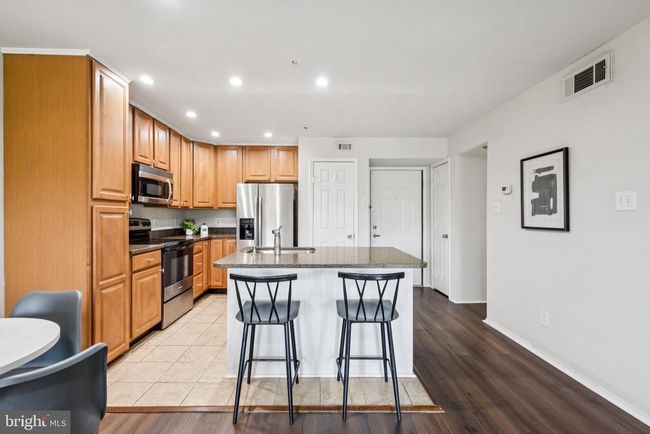 APT-3223 - 3315 Wyndham Cir, Condo with 1 bedrooms, 1 bathrooms and null parking in ALEXANDRIA VA | Image 9