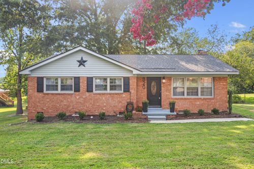 820 Greenwich St, Raleigh, NC, 27610-3639 | Card Image