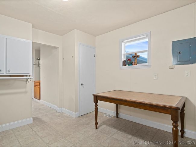 109 N Gertrude St, House other with 3 bedrooms, 2 bathrooms and null parking in Copan OK | Image 7
