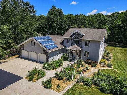 7160 N 12th St, Kalamazoo, MI, 49009-9016 | Card Image