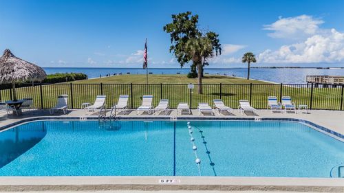 621-621 Windrush Bay Dr, TARPON SPRINGS, FL, 34689-1208 | Card Image