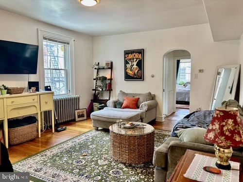 3r-711 Walnut St, PHILADELPHIA, PA, 19106-3239 | Card Image