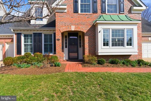 18444 Camelback Ter, LEESBURG, VA, 20176-3984 | Card Image
