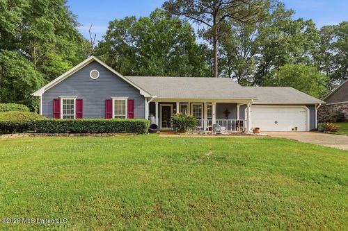 466 Lee St, Byram, MS, 39272-6027 | Card Image