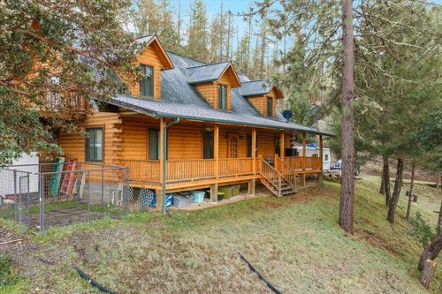 9511 Sterling Creek Rd, Jacksonville, OR, 97530-8908 | Card Image