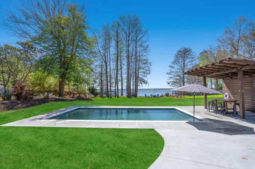 1129 Duboise Dr, Summerton, SC, 29148-8594 | Card Image