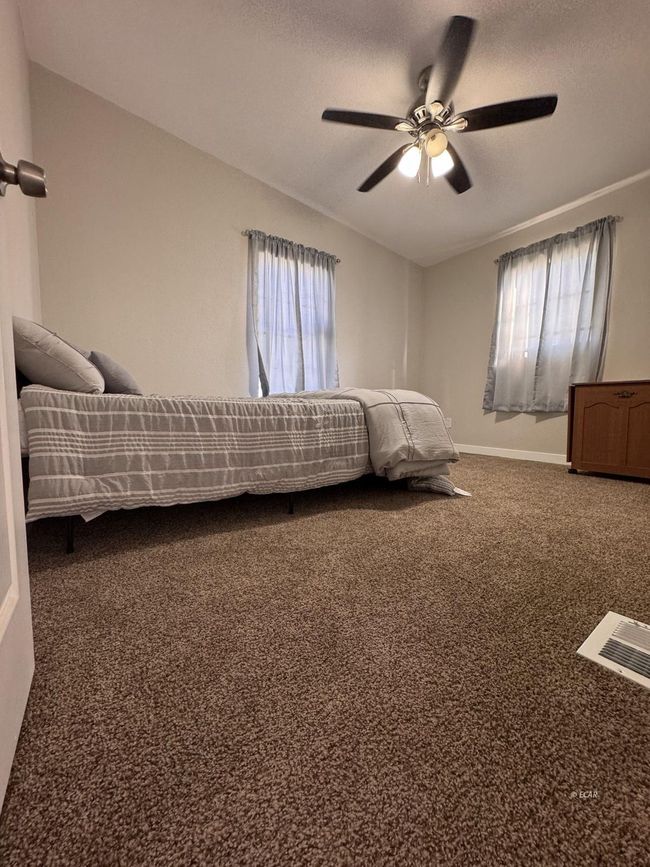 466 Castlecrest Dr, House other with 3 bedrooms, 2 bathrooms and null parking in Spring Creek NV | Image 28