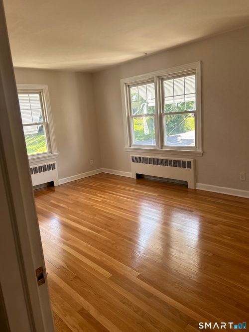 7 Rourke Ave, Southington, CT, 06489-3015 | Card Image