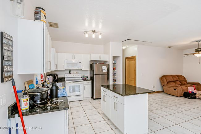 158 West Ct, Home with 4 bedrooms, 3 bathrooms and 4 parking in Melbourne FL | Image 28