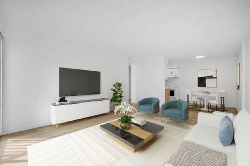 205-201 Laval St, Coquitlam, BC, V3K4W2 | Card Image