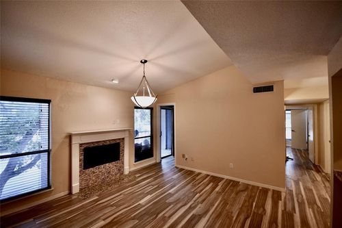 apt-4-1818 Augusta Dr, Houston, TX, 77057-3124 | Card Image