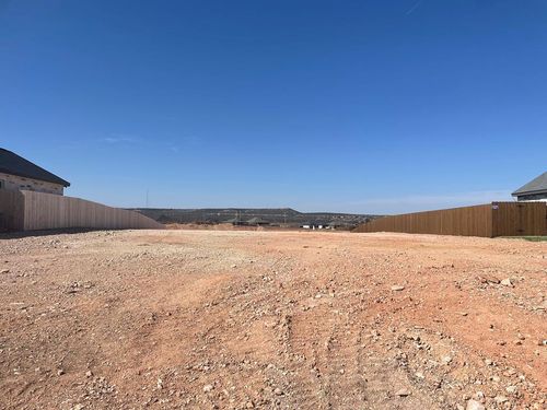 17-3658 Silver Spur Dr, San Angelo, TX, 76904-8120 | Card Image