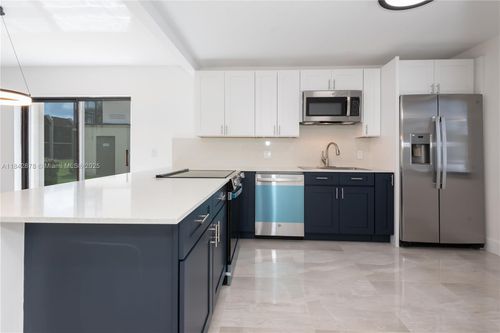apt-104-16461 Blatt Blvd, Weston, FL, 33326-1844 | Card Image