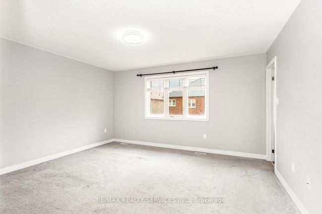 7 Mclaughlin Ave, House attached with 3 bedrooms, 3 bathrooms and 2 parking in Milton ON | Image 18
