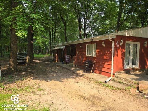 5699 Connell Rd, Emmett, MI, 48022-1306 | Card Image