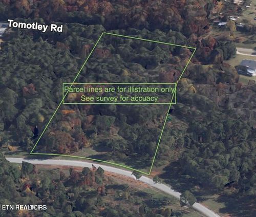 1727 Grand Pine Pt, Maryville, TN, 37801-2403 | Card Image