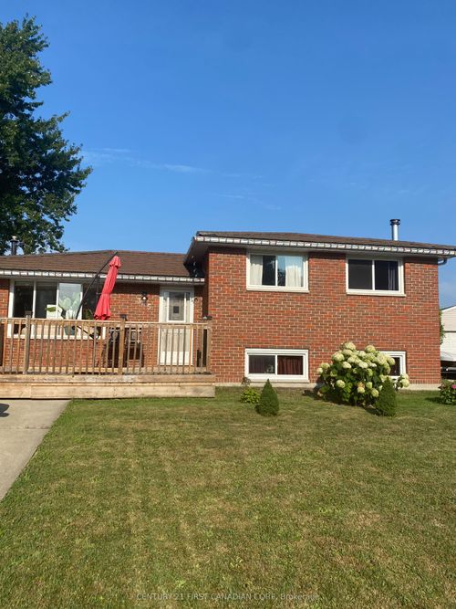 main-level-345 Astor Pk, Corunna, ON, N0N1G0 | Card Image