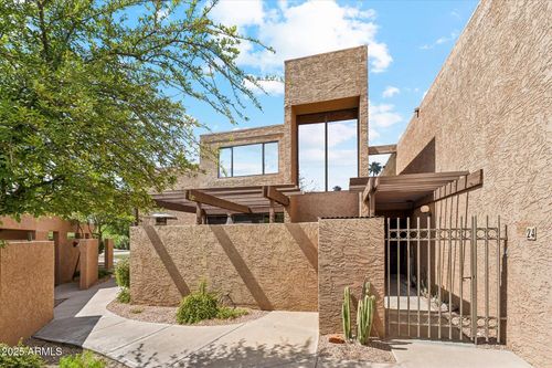 24-7401 N Scottsdale Rd, Paradise Valley, AZ, 85253-3548 | Card Image