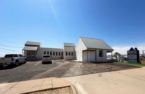 500 E Schuster Ave, El Paso, TX, 79902-4248 | Card Image