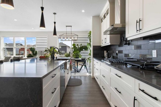 219 Chelsea Park, House other with 6 bedrooms, 6 bathrooms and 6 parking in Chestermere AB | Image 11