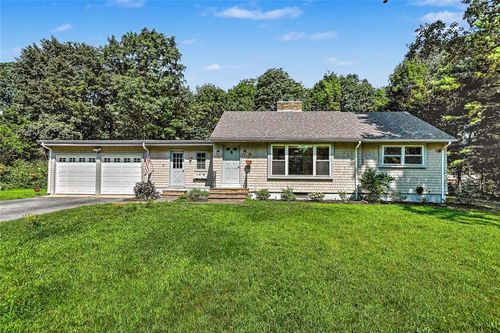 15 Highland Rd, Chepachet, RI, 02814-2207 | Card Image
