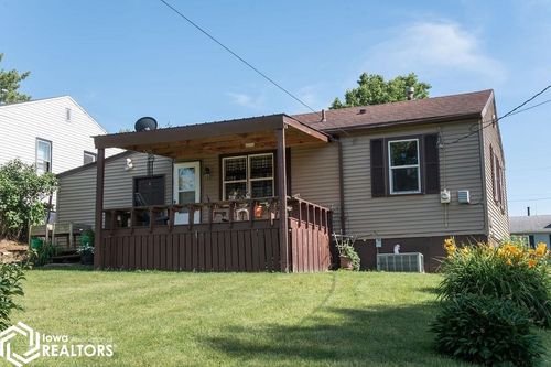 817 Filmore St, Ottumwa, IA, 52501-2131 | Card Image