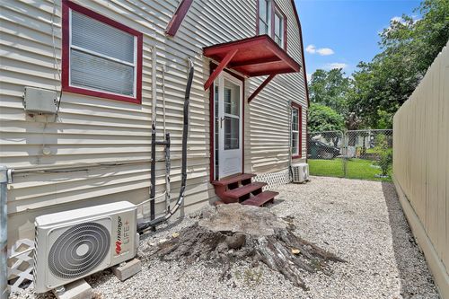 c-510 Munger St, Pasadena, TX, 77506-2402 | Card Image
