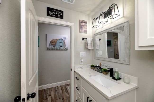 220 Hidden Meadow Trl, House other with 3 bedrooms, 2 bathrooms and null parking in Leonard TX | Image 19