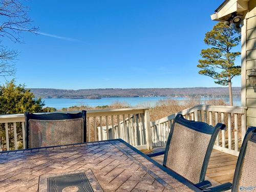 510 Eagle Point Rd, Langston, AL, 35755-7327 | Card Image