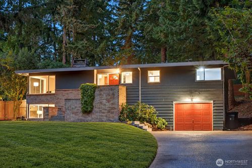 20842 2nd Pl Sw, Normandy Park, WA, 98166-4226 | Card Image