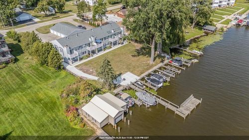 243 S 1st Street, Winneconne, WI, 54986 | Card Image