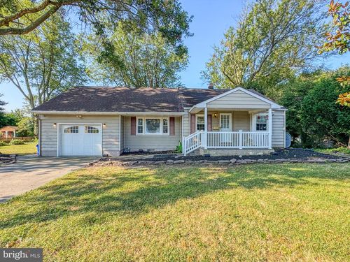 386 Manor Ave, Carneys Point, NJ, 08069-2903 | Card Image