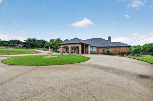 7401 Bent Trl, Mansfield, TX, 76063-3035 | Card Image