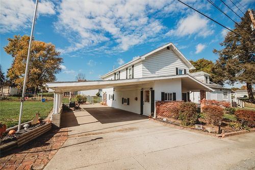 806 Hamilton St, Parkersburg, WV, 26101-5868 | Card Image