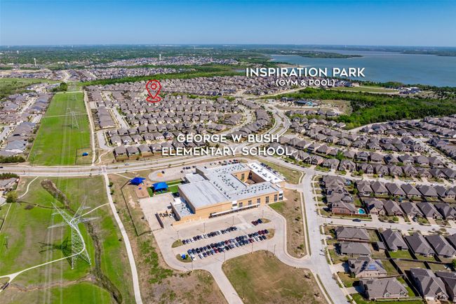Aerial view with a residential view and a water view | Image 25