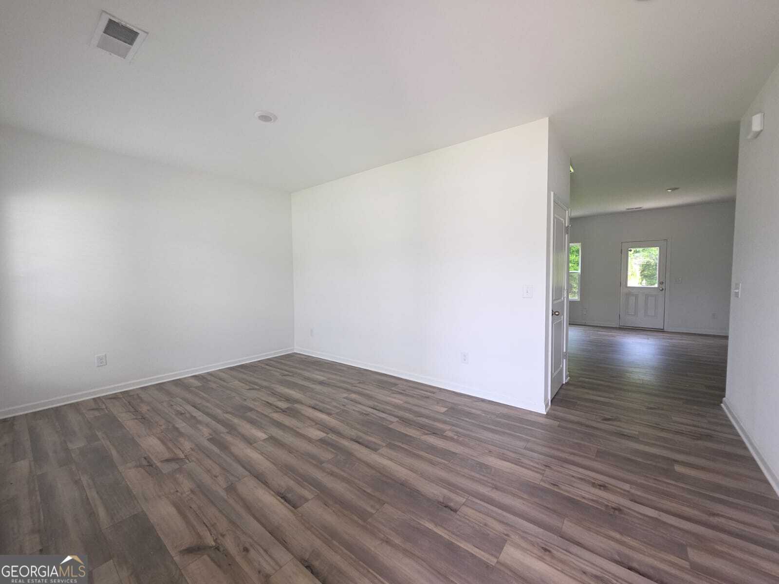 Residential Lease in Conyers 5