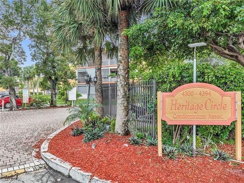 6-2d-4324 Nw 9th Ave, Deerfield Beach, FL, 33064-1758 | Card Image