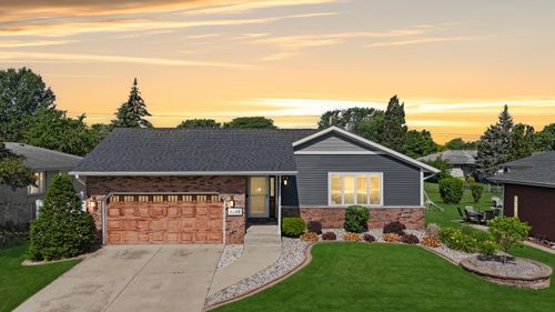 8244 Madison Ave, Munster, IN, 46321-1243 | Card Image
