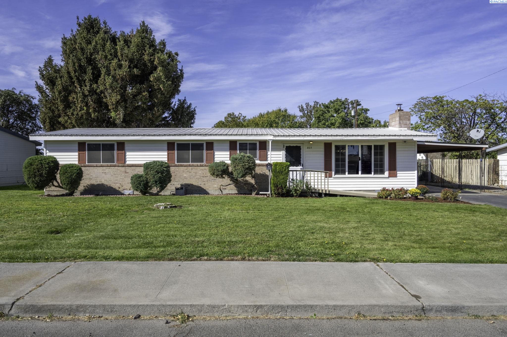 Irby St, Kennewick, WA 99336