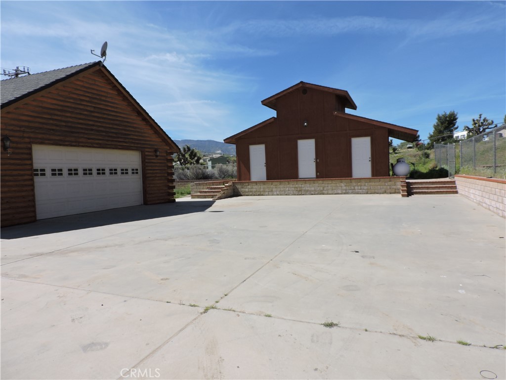 Residential in Phelan 2