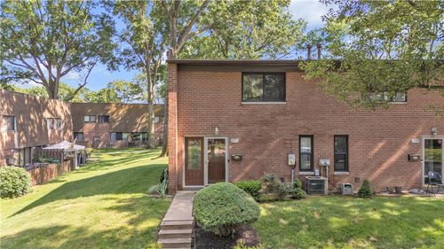3616 Allendale Cir, Pittsburgh, PA, 15204-1204 | Card Image